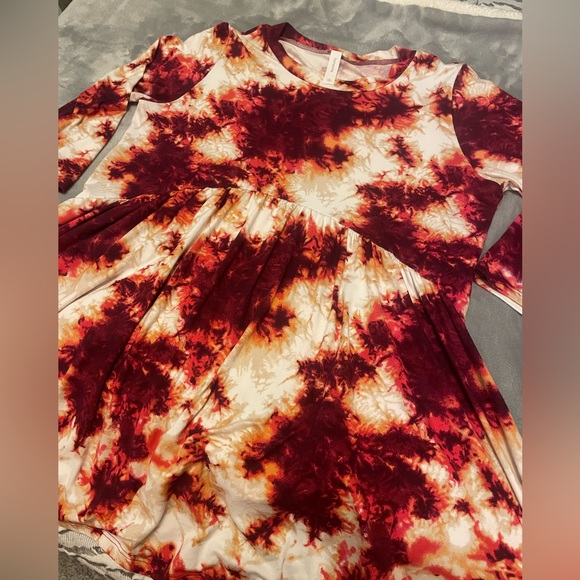 Honeyme - red orange tie dye tunic baby doll top. Size M - Picture 3 of 6